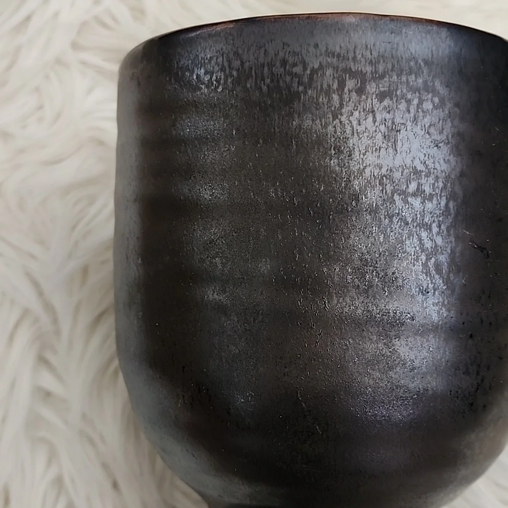 Vase - Picture 6 of 6